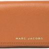 Marc Jacobs Marc Jacobs H107L01Fa21 Groove Smoked Almond Tan With Gold Hardware Pebbled Leather Women'S Mini Shoulder Bag Shoulder Handbags